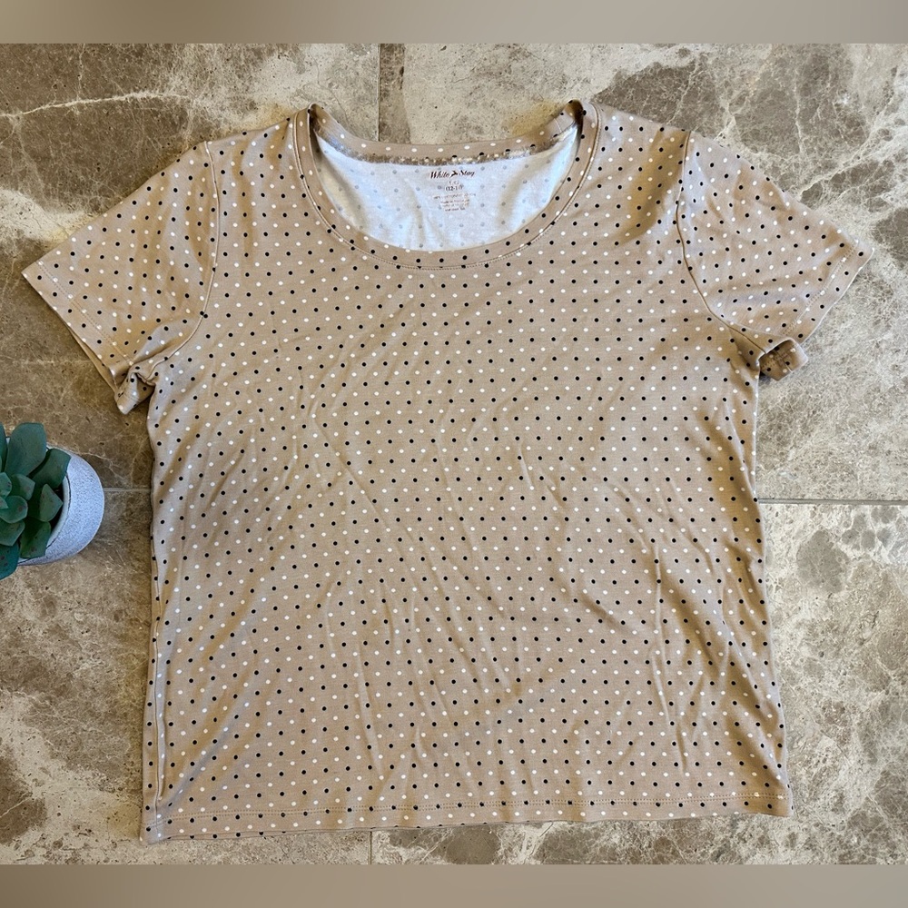 White Stag Beige Polka Dot Short Sleeve Top